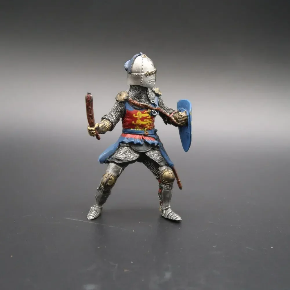 Blue Box Knights Set of 5 Action Figures 4